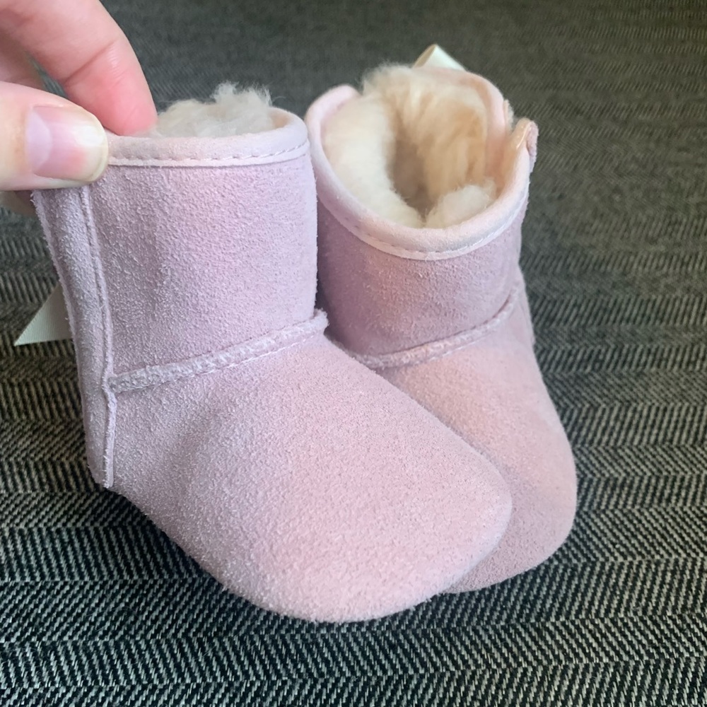Baby Pink Ugg Boot (Jesse Bow II Style)